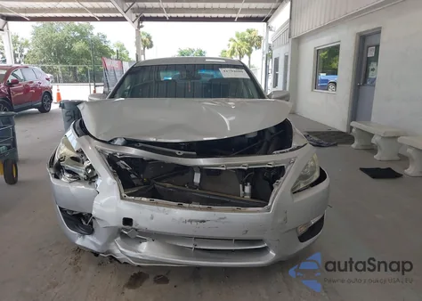 2015 Nissan Altima 2.5 S из США, поврежденный, VIN 1N4AL3APXFC445478